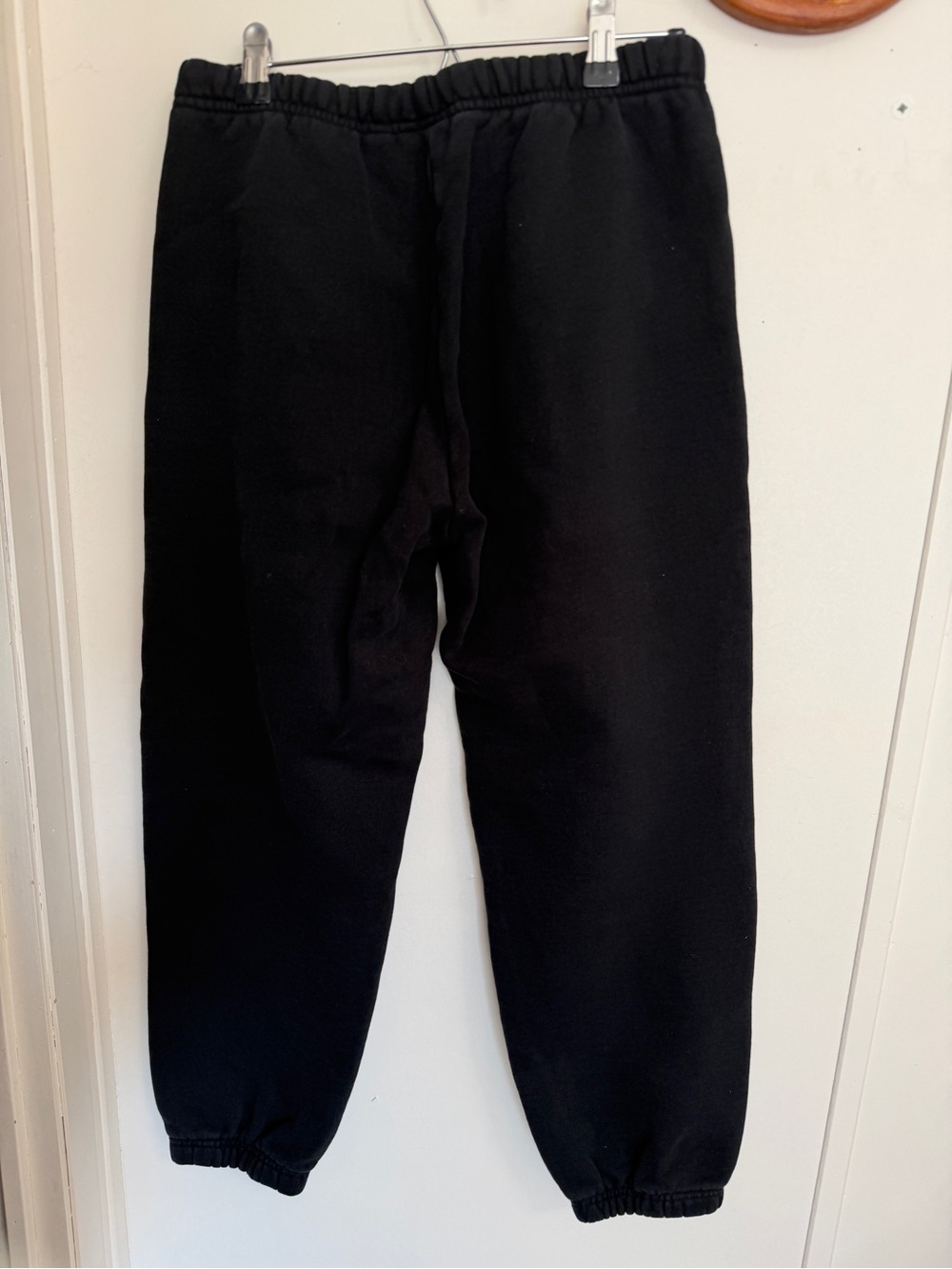 Aritzia Superworld Black Sweatpant Joggers - Picture 3 of 5